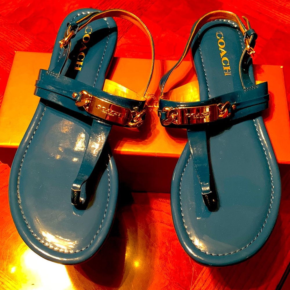 Sling back thong sandals